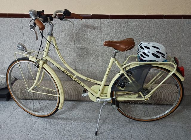Bicicleta Cinzia retro, modelo Bombi