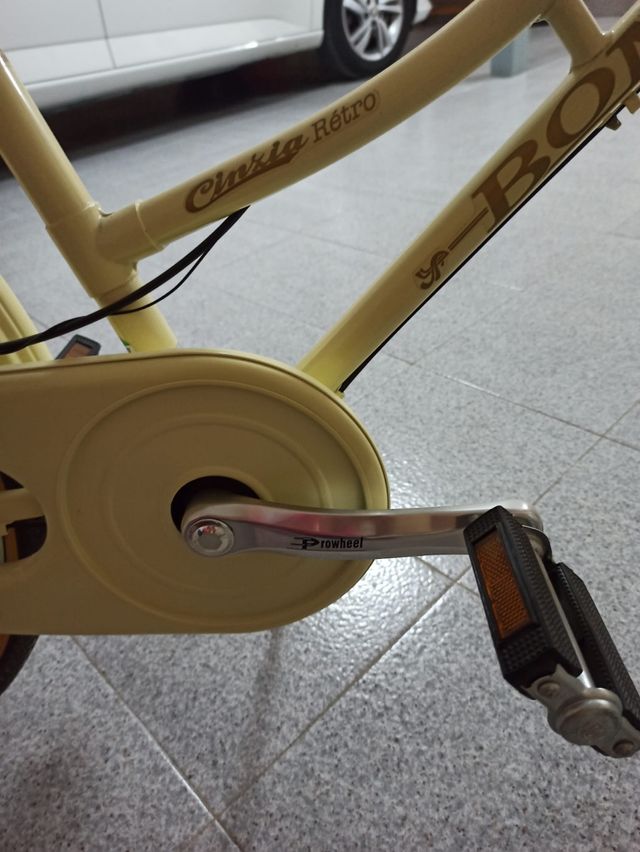 Bicicleta Cinzia retro, modelo Bombi