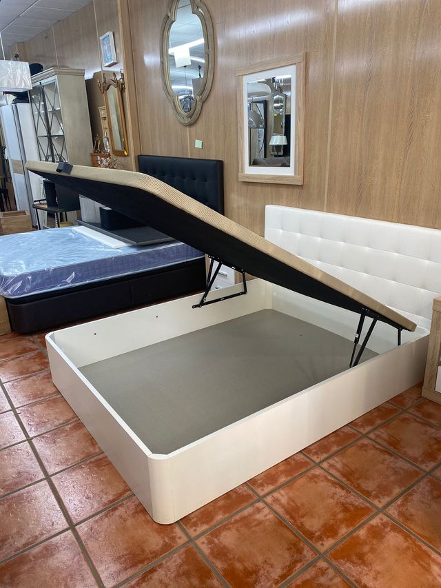 Canape en color blanco,gran capacidad