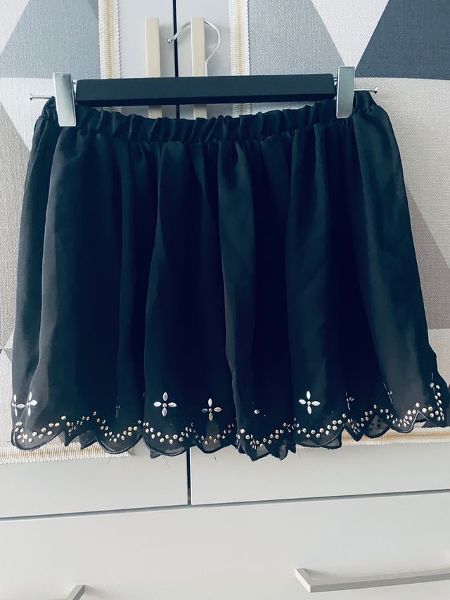Falda pantalón mini negra 