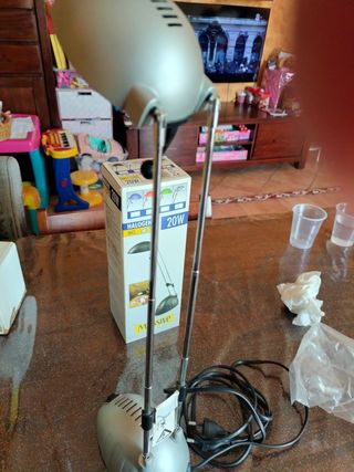 Lampada alogena nuova