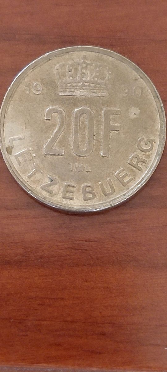 Moeda: Franco luxemburguês