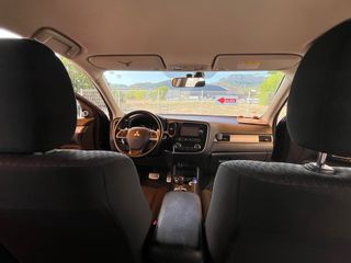 Mitsubishi Outlander 2015