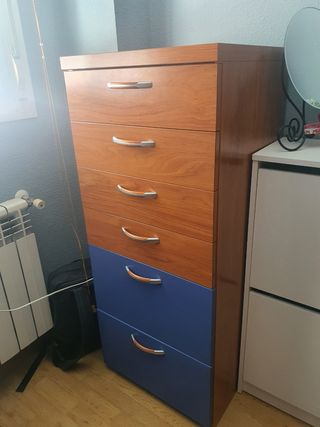 Dormitorio completo + 2 colchones