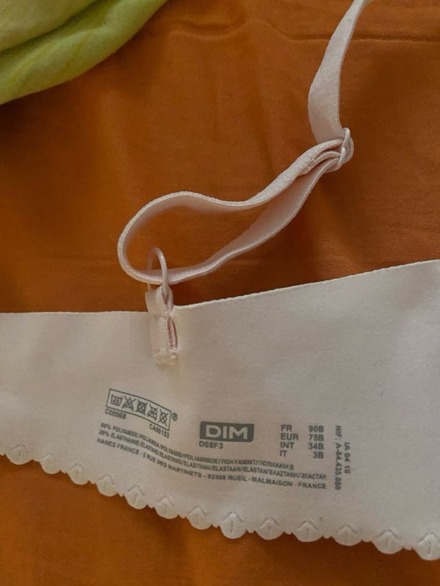 Sujetador segunda piel DIM