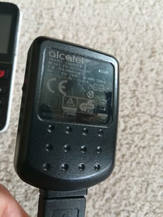 Teléfono móvil libre  Alcatel 2008G