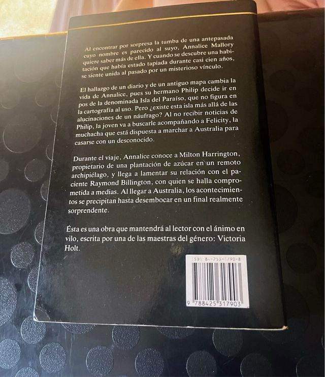 La isla del Paraiso, Victoria Holt