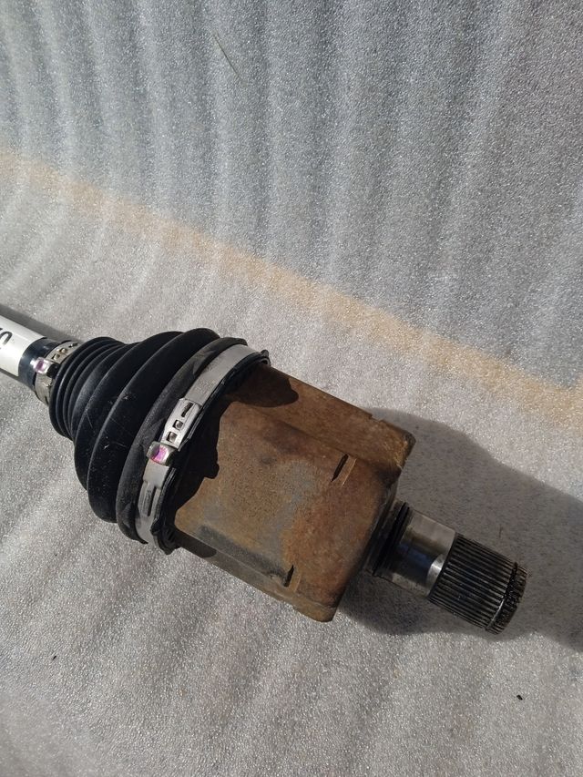 Homocinetica Transmision Izq. Lado Cambio Man TGE