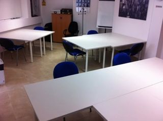 Tavoli da ufficio, sala riunioni e mobili per la chiusura