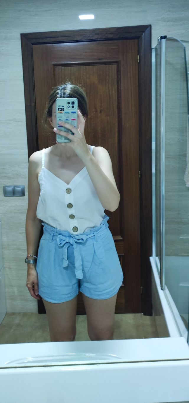 Short azul claro