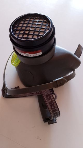 Maschera con 2 filtri protezione per lavoro work