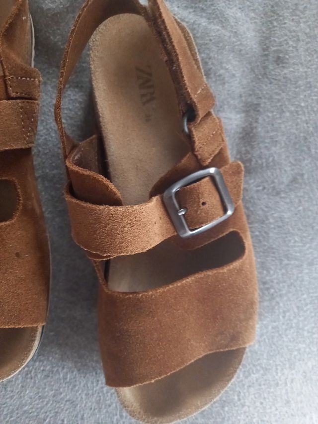 Sandalias unisex Zara