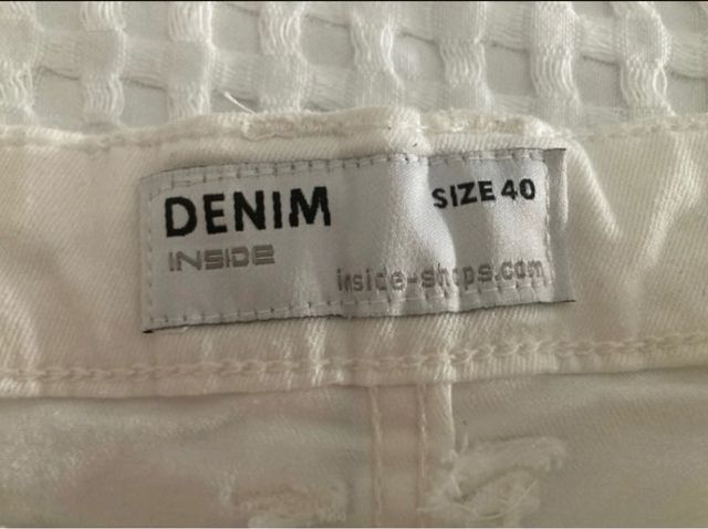 Short vaquero inside