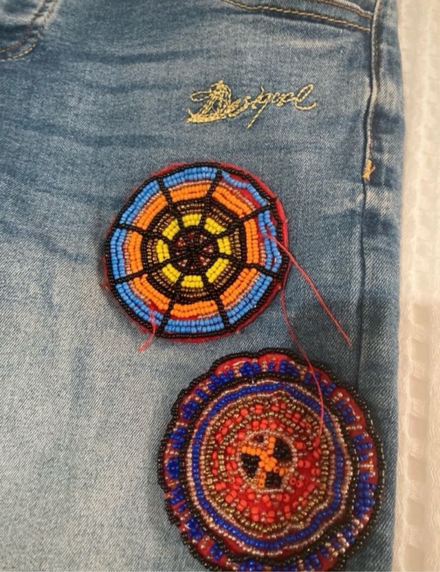 Short corto desigual