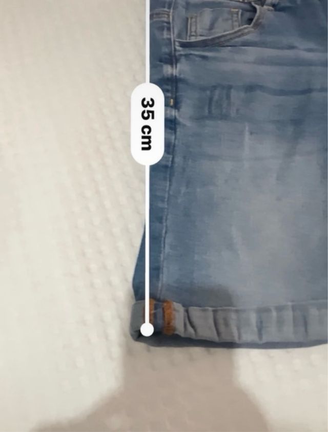 Short corto desigual