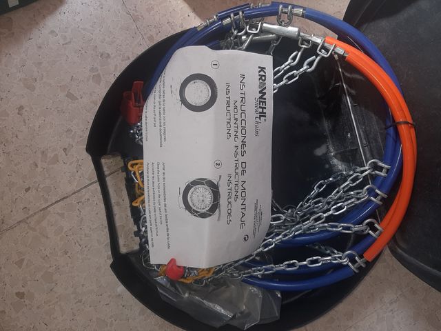 Cadena de coche para la nieve