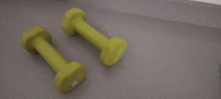 Pesas de un kilo para rehabilitación