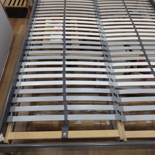Cama de matrimonio estructura, colchón y somier 