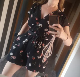 Mono corto de flores