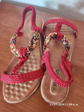 Sandalias planas de mujer 