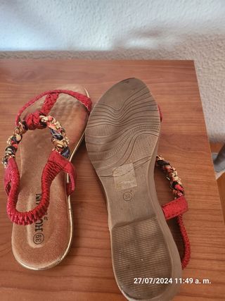 Sandalias planas de mujer 
