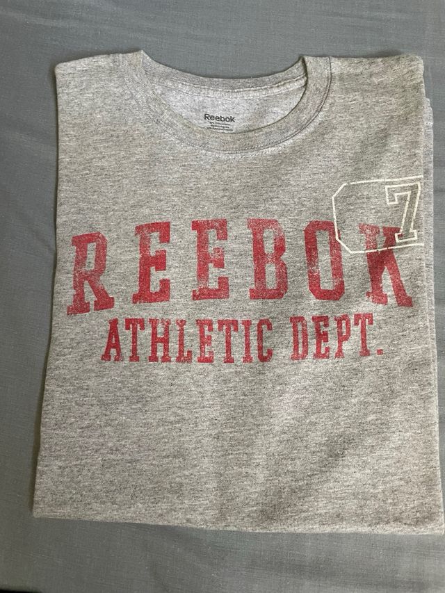 Camiseta Reebok gris M