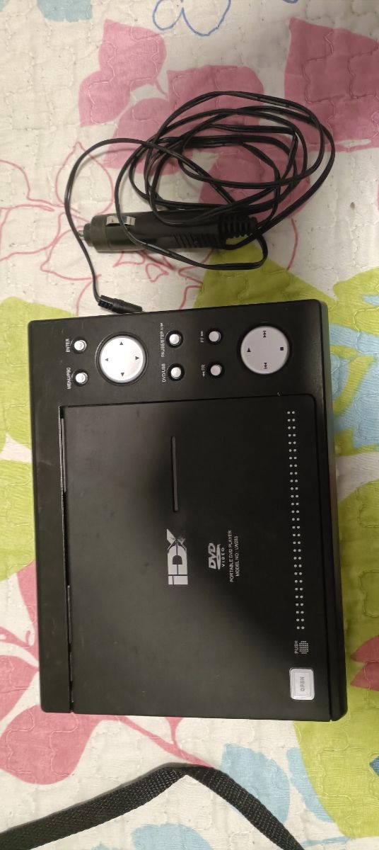 Reproductor de video de doble pantalla para coche