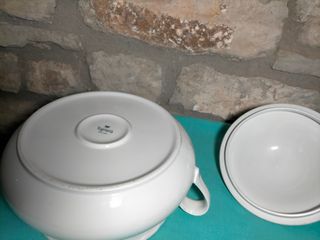 Sopera antigua de porcelana porcellane Tognana