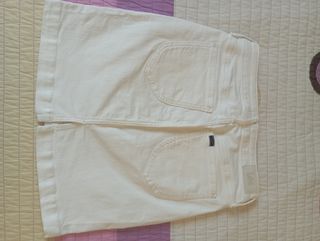 Falda Lee blanca talla W28