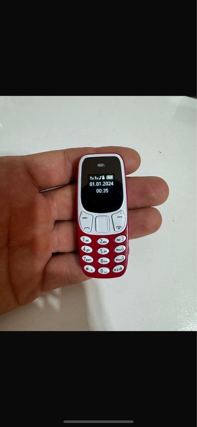 Mini teléfono Bluetooth Dual Sim Bolsillo