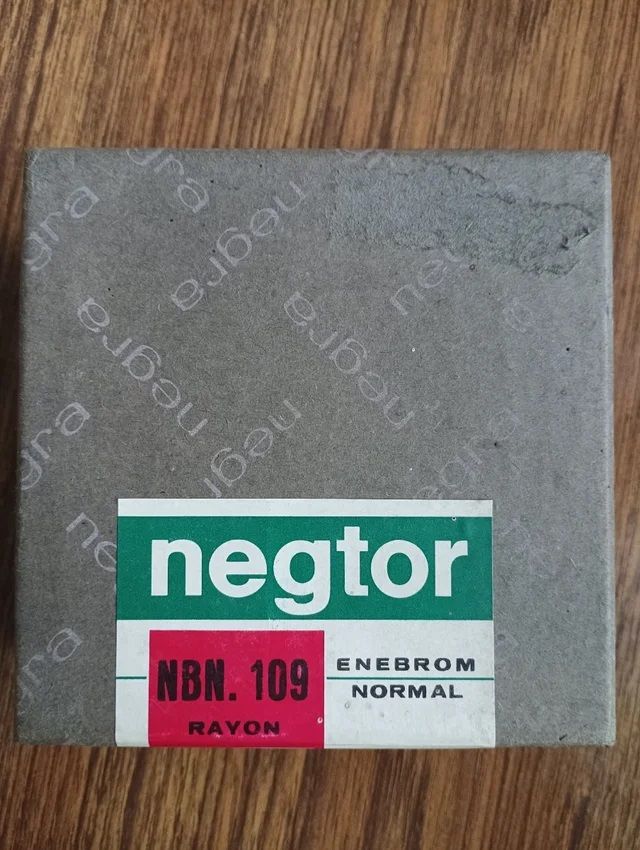 CAJA PAPEL FOTOGRÁFICO "NEGRA" ANALÓGICO