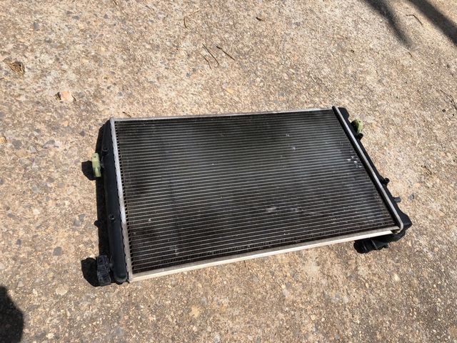 Se vende radiador seat ibiza 6l