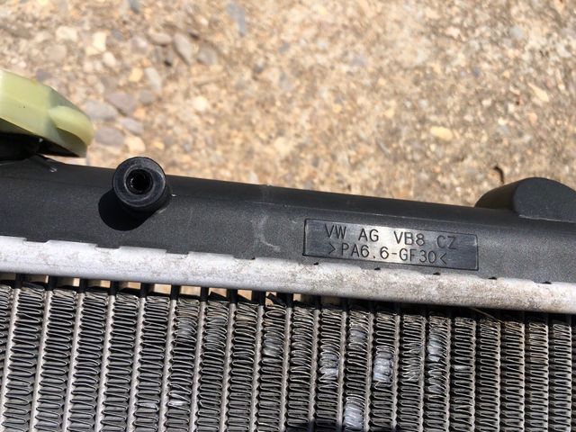 Se vende radiador seat ibiza 6l