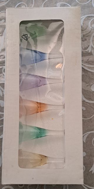 Set di 6 bicchieri colorati da liquore