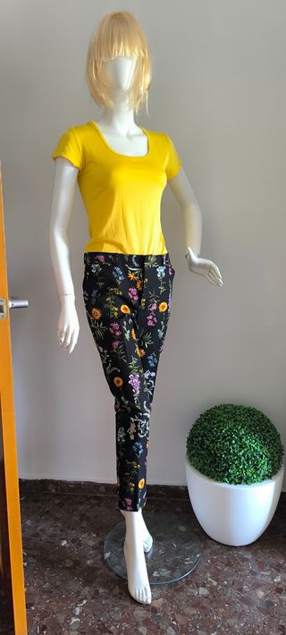 Pantalón de Stradivarius, T. 38 Nuevo 