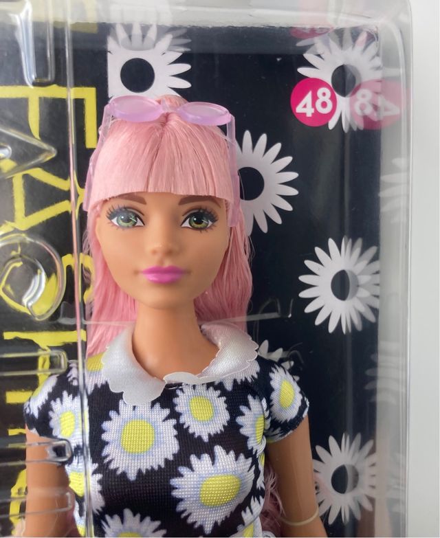 Barbie fashionistas 48 en caja