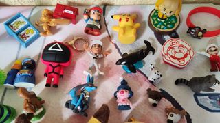 Lote +60 Juguetes Antiguos Huevo Kinder