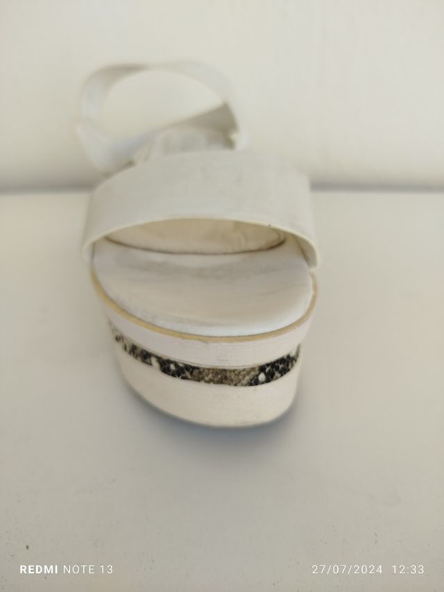 Sandalias plataforma blancas