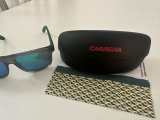 Lentes  de sol niño 