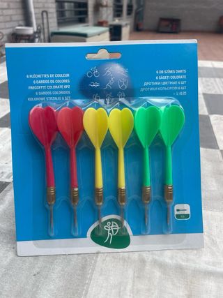 Diana de dardos nueva con 8 dardos