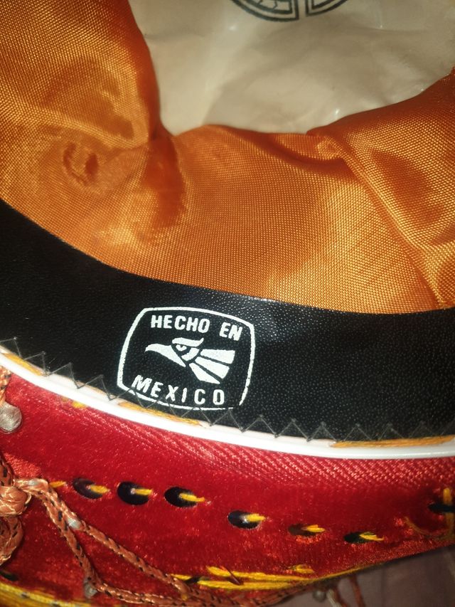 Sombrero grande selene )Mexicano