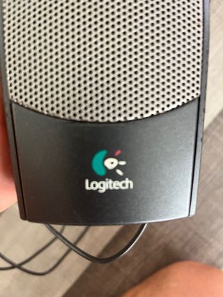 Pack 4 altavoces logitech