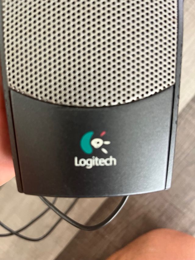 Pack 4 altavoces logitech