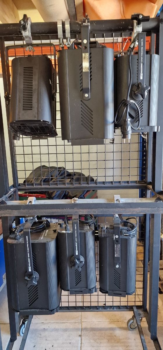 4 foco pc 2000w con lampara