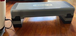 Step profesional tecnogym salva espacio