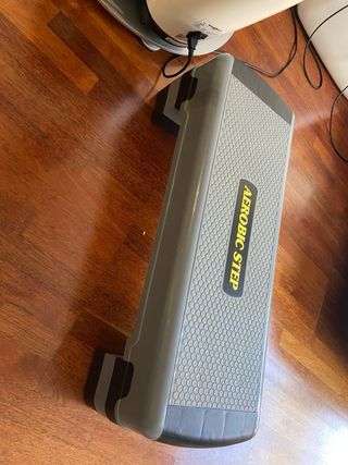 Step profesional tecnogym salva espacio