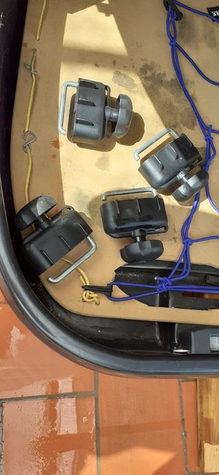 Cofre, arcón,  baúl portaequipajes  165