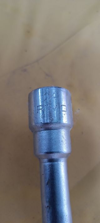 Llave cruz camion 24,27,32,38