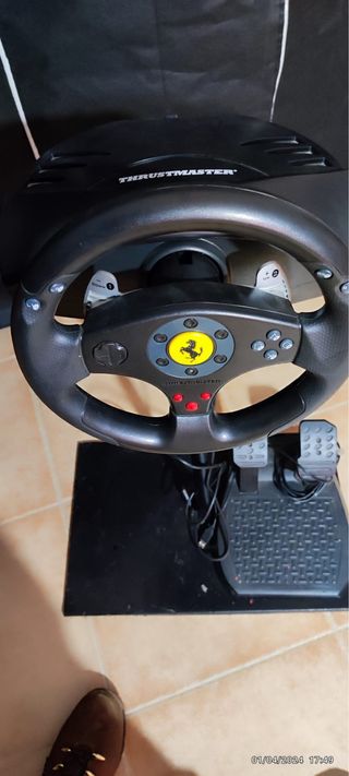 Volante con soporte playstation 3