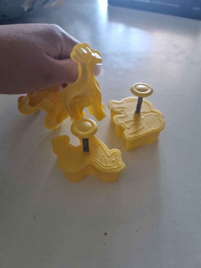 Kit 4 cortadores e carimbo animais da se